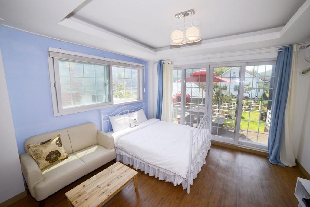 Walking Sky Pension Капхён Номер фото